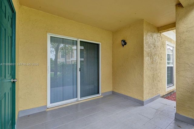 949 Riverside Dr 417, Coral Springs, FL 33071