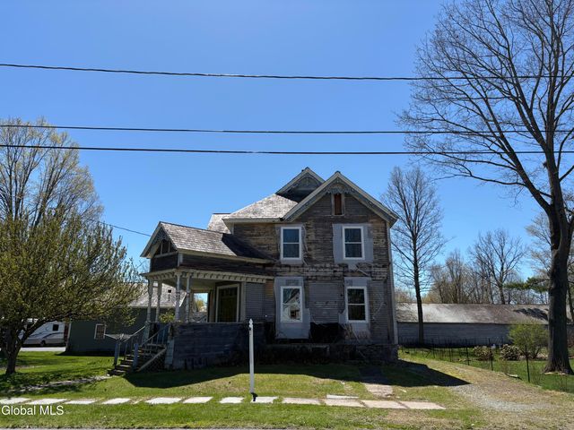 4 Elm Street, Granville, NY 12832