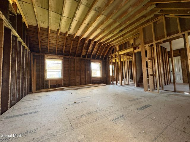 4 Elm Street, Granville, NY 12832