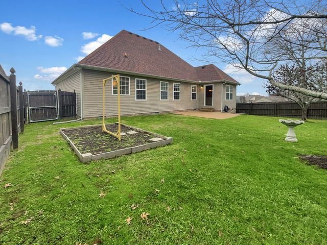 4022 Kristen St, Spring Hill, TN 37174