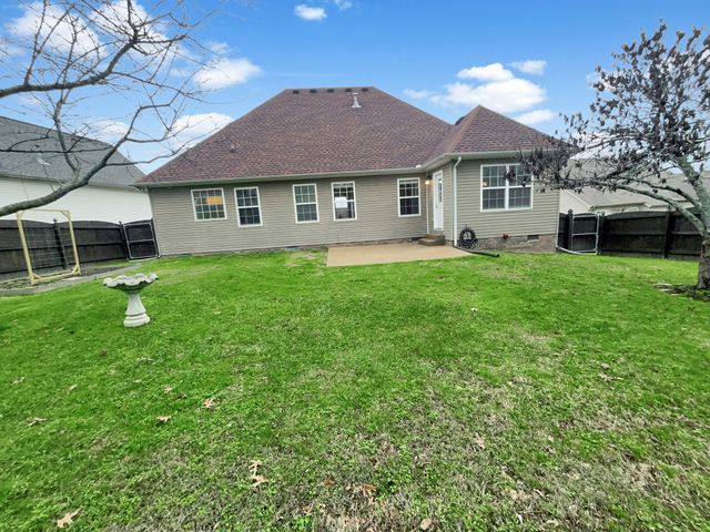 4022 Kristen St, Spring Hill, TN 37174