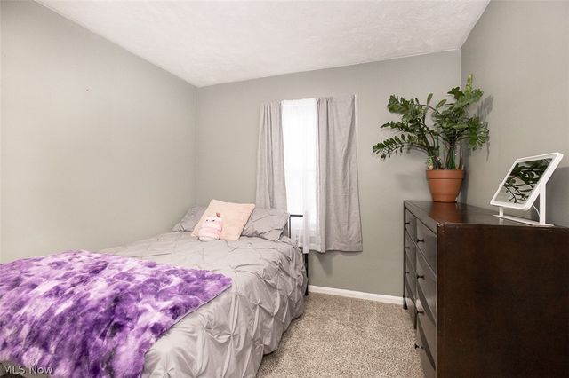 370 Taft Avenue, Bedford, OH 44146