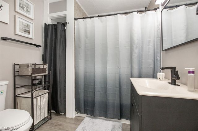 370 Taft Avenue, Bedford, OH 44146