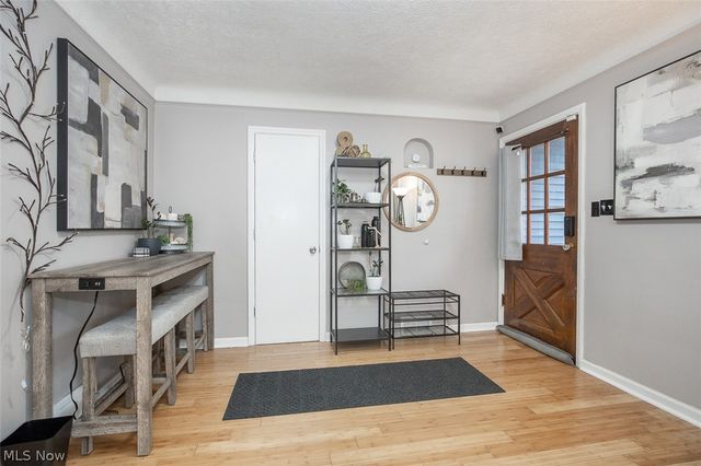 370 Taft Avenue, Bedford, OH 44146