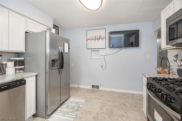 370 Taft Avenue, Bedford, OH 44146