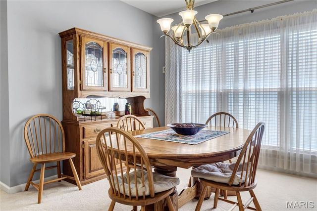1437 Colonial Drive, St Charles, MO 63304