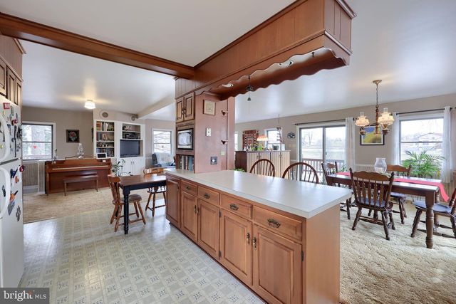 291 BUSHONG RD, Leola, PA 17540