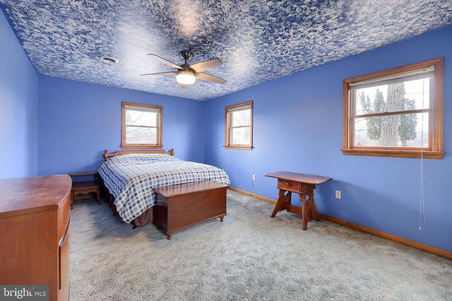 291 BUSHONG RD, Leola, PA 17540