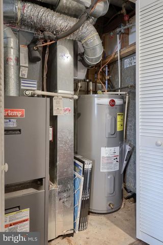 291 BUSHONG RD, Leola, PA 17540