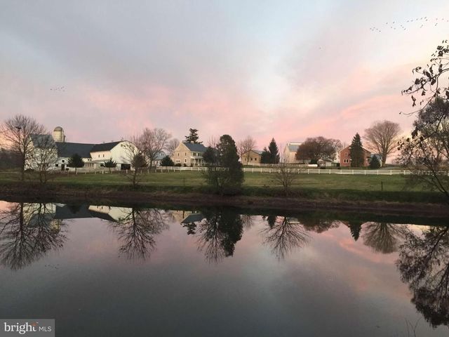 291 BUSHONG RD, Leola, PA 17540