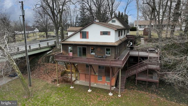 291 BUSHONG RD, Leola, PA 17540