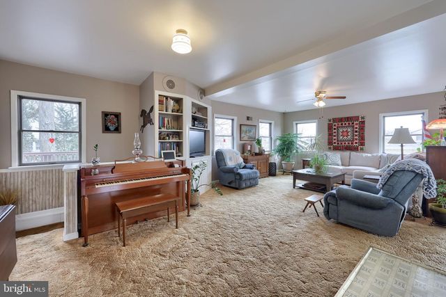 291 BUSHONG RD, Leola, PA 17540