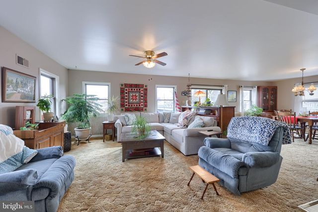 291 BUSHONG RD, Leola, PA 17540