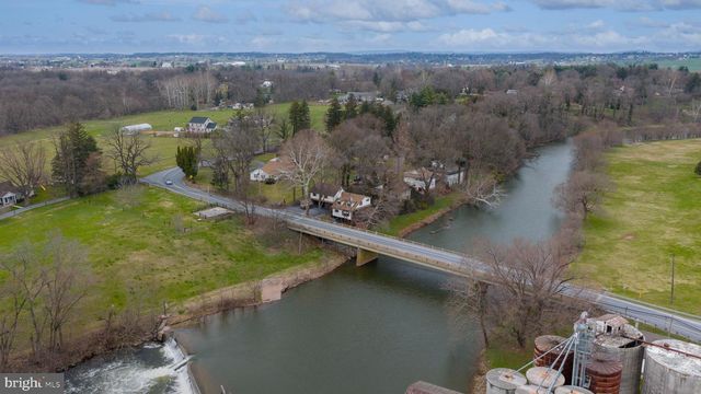 291 BUSHONG RD, Leola, PA 17540