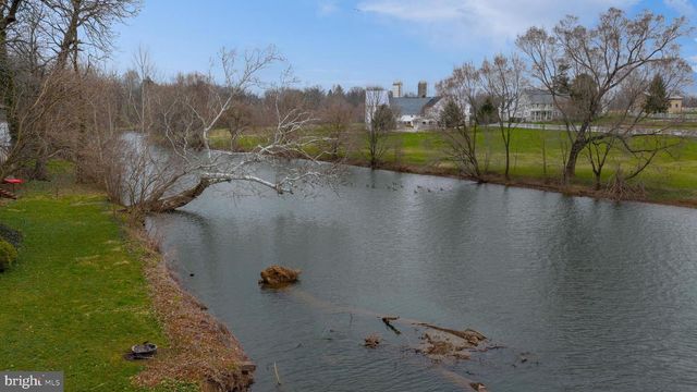 291 BUSHONG RD, Leola, PA 17540