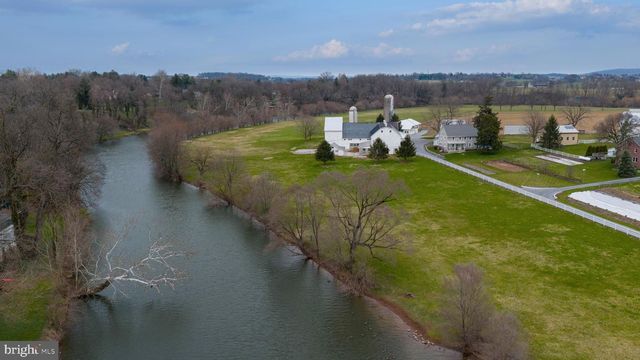 291 BUSHONG RD, Leola, PA 17540