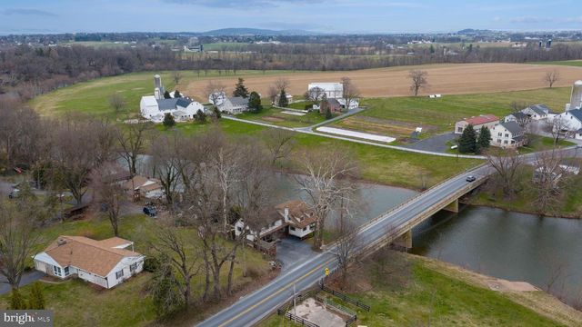 291 BUSHONG RD, Leola, PA 17540