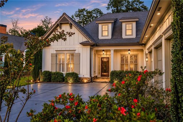 8 Fieldstone Court E, Dawsonville, GA 30534