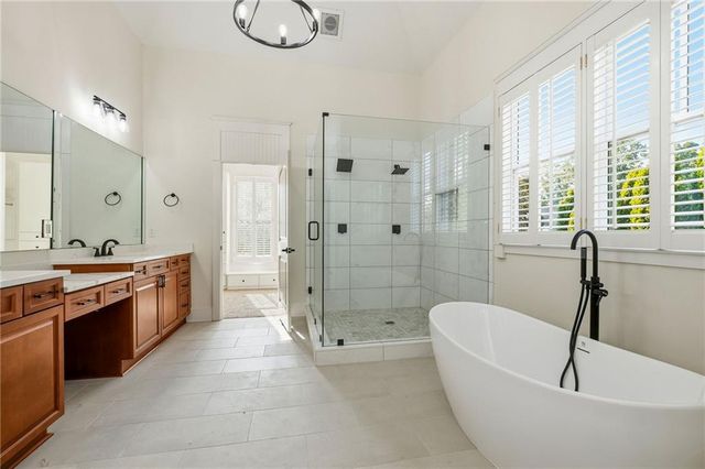 8 Fieldstone Court E, Dawsonville, GA 30534