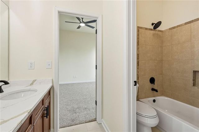 8 Fieldstone Court E, Dawsonville, GA 30534