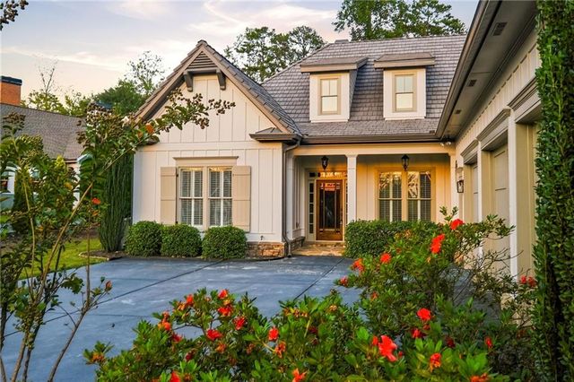 8 Fieldstone Court E, Dawsonville, GA 30534