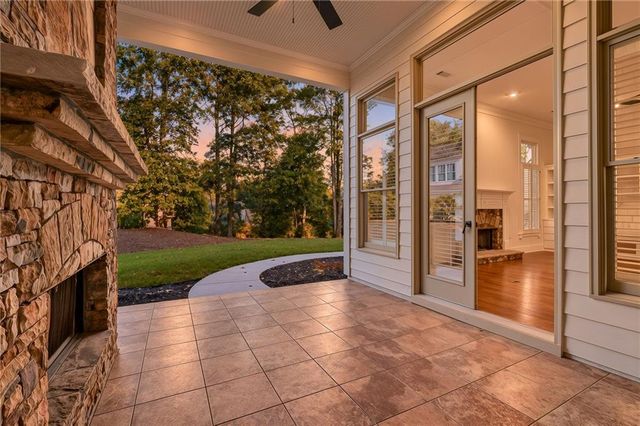 8 Fieldstone Court E, Dawsonville, GA 30534
