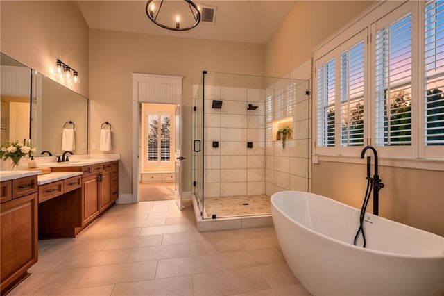 8 Fieldstone Court E, Dawsonville, GA 30534