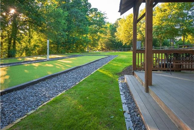 8 Fieldstone Court E, Dawsonville, GA 30534