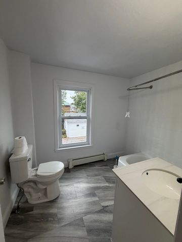 1627 Main St 2, Brockton, MA 02301