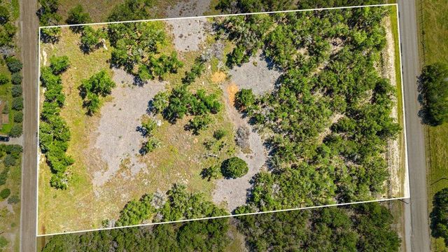 300 Stonegate LN, Dripping Springs, TX 78620