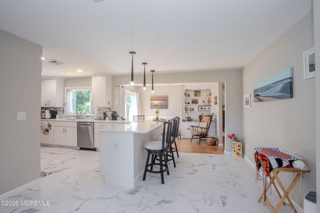 172 Ellisdale Road, Allentown, NJ 08501