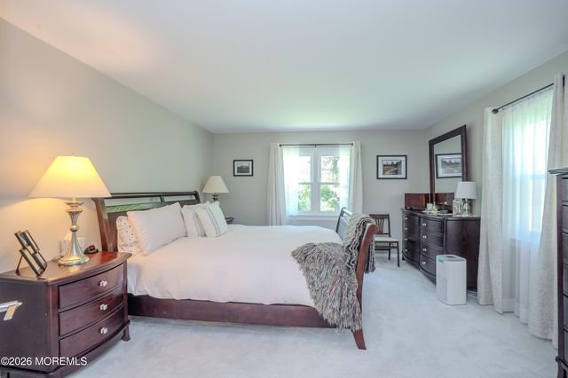 172 Ellisdale Road, Allentown, NJ 08501