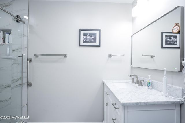 172 Ellisdale Road, Allentown, NJ 08501
