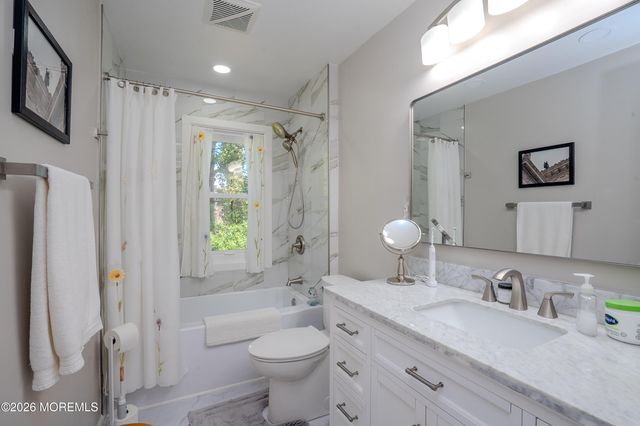172 Ellisdale Road, Allentown, NJ 08501