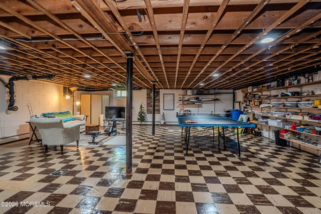 172 Ellisdale Road, Allentown, NJ 08501