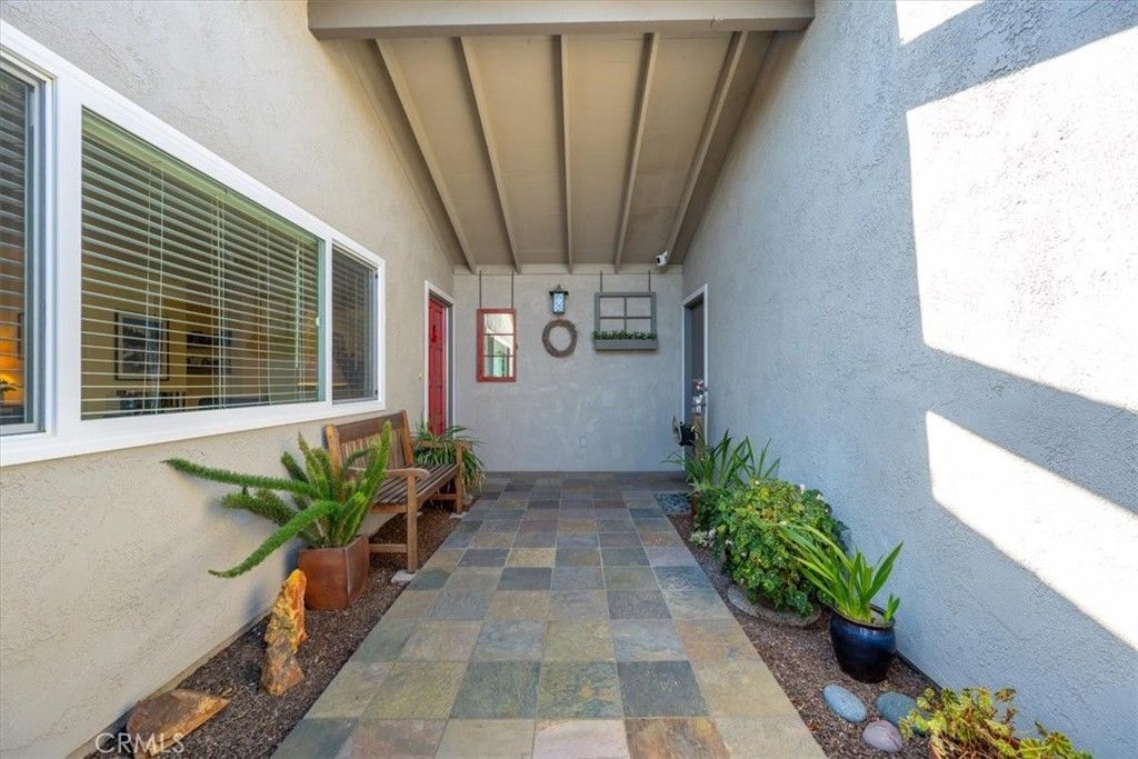 Image 1 of property listing at 733 Mar Vista, Los Osos, CA 93402