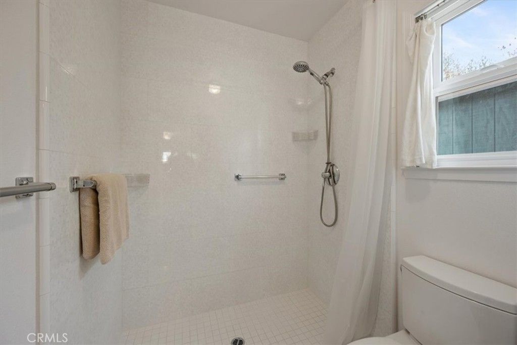 Image 14 of property listing at 733 Mar Vista, Los Osos, CA 93402