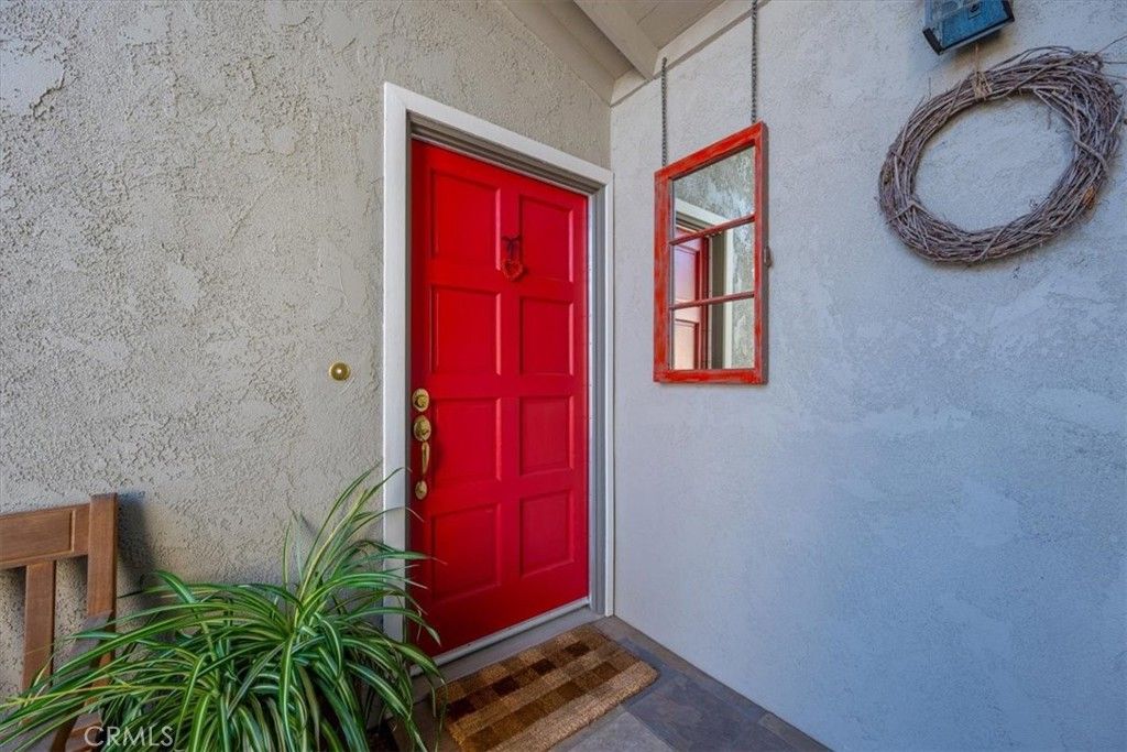 Image 2 of property listing at 733 Mar Vista, Los Osos, CA 93402