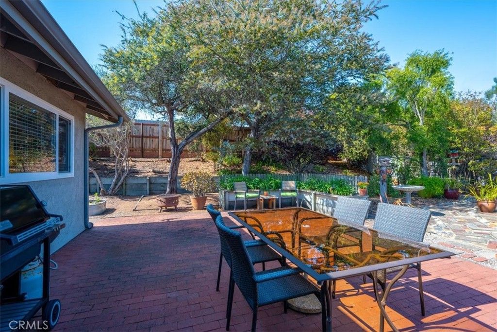 Image 22 of property listing at 733 Mar Vista, Los Osos, CA 93402