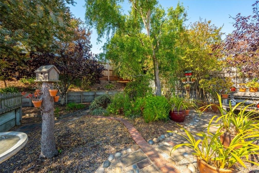 Image 27 of property listing at 733 Mar Vista, Los Osos, CA 93402