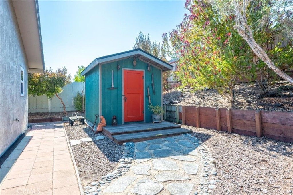 Image 30 of property listing at 733 Mar Vista, Los Osos, CA 93402