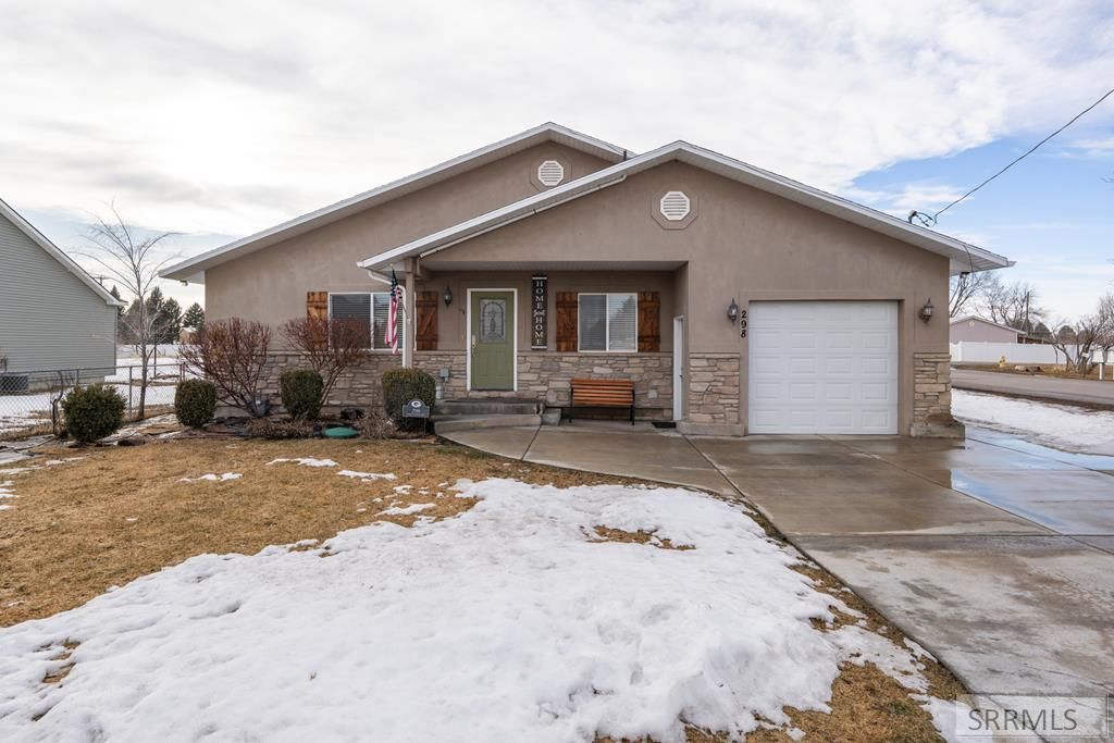 298 N Byron Avenue, Shelley, ID 83274