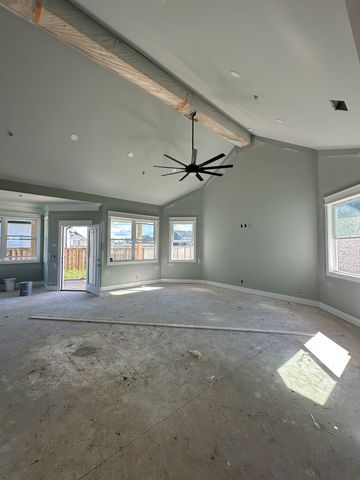 3303 Bootknife Dr, Bell Buckle, TN 37020