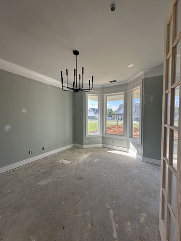 3303 Bootknife Dr, Bell Buckle, TN 37020