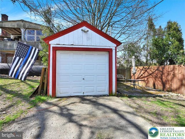 3 North 22nd Street, Pottsville, PA 17901