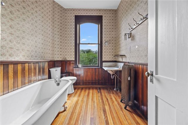 546 Castle Street, Geneva City, NY 14456