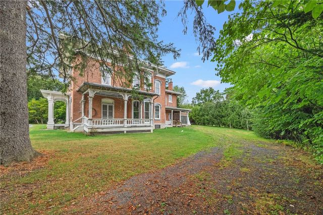 546 Castle Street, Geneva City, NY 14456