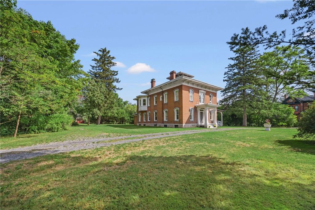 546 Castle Street, Geneva City, NY 14456