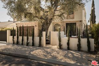 14000 Otsego Street, Sherman Oaks, CA 91423