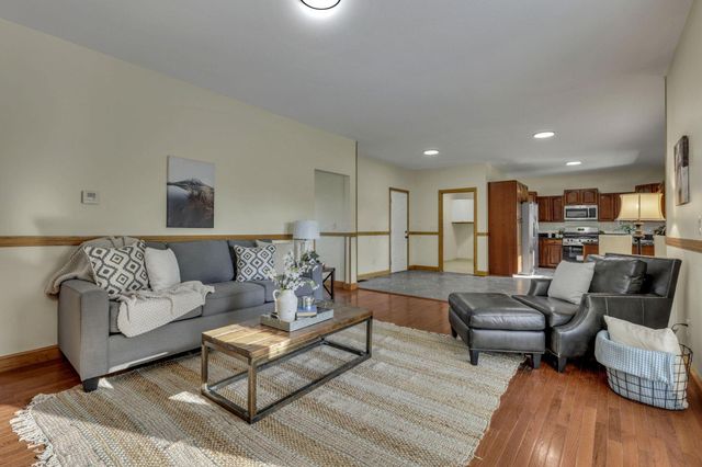 2453 Ryan Road, Heath, OH 43056